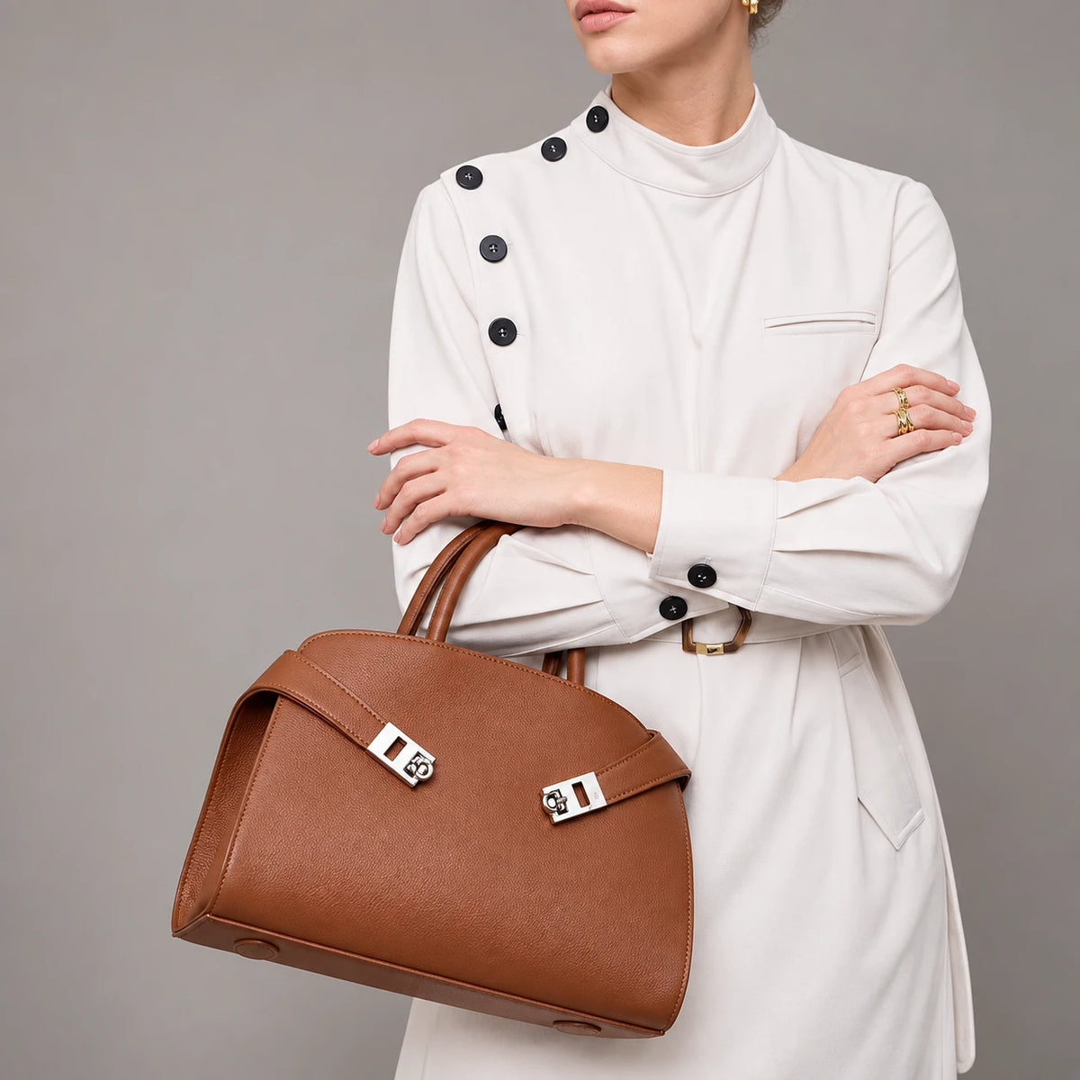 Large Capacity Commuting Shoulder Bag