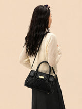 Versatile woven tote bag